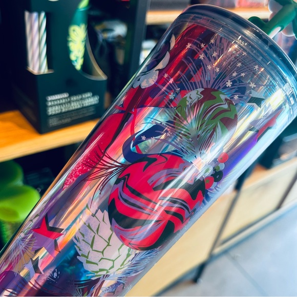 Starbucks Iridescent Rose Top Silicone Topper Tumbler Cup Venti New 2023 Holiday - Picture 11 of 13
